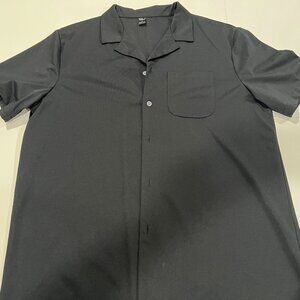 Black button up tshirt Men Size L